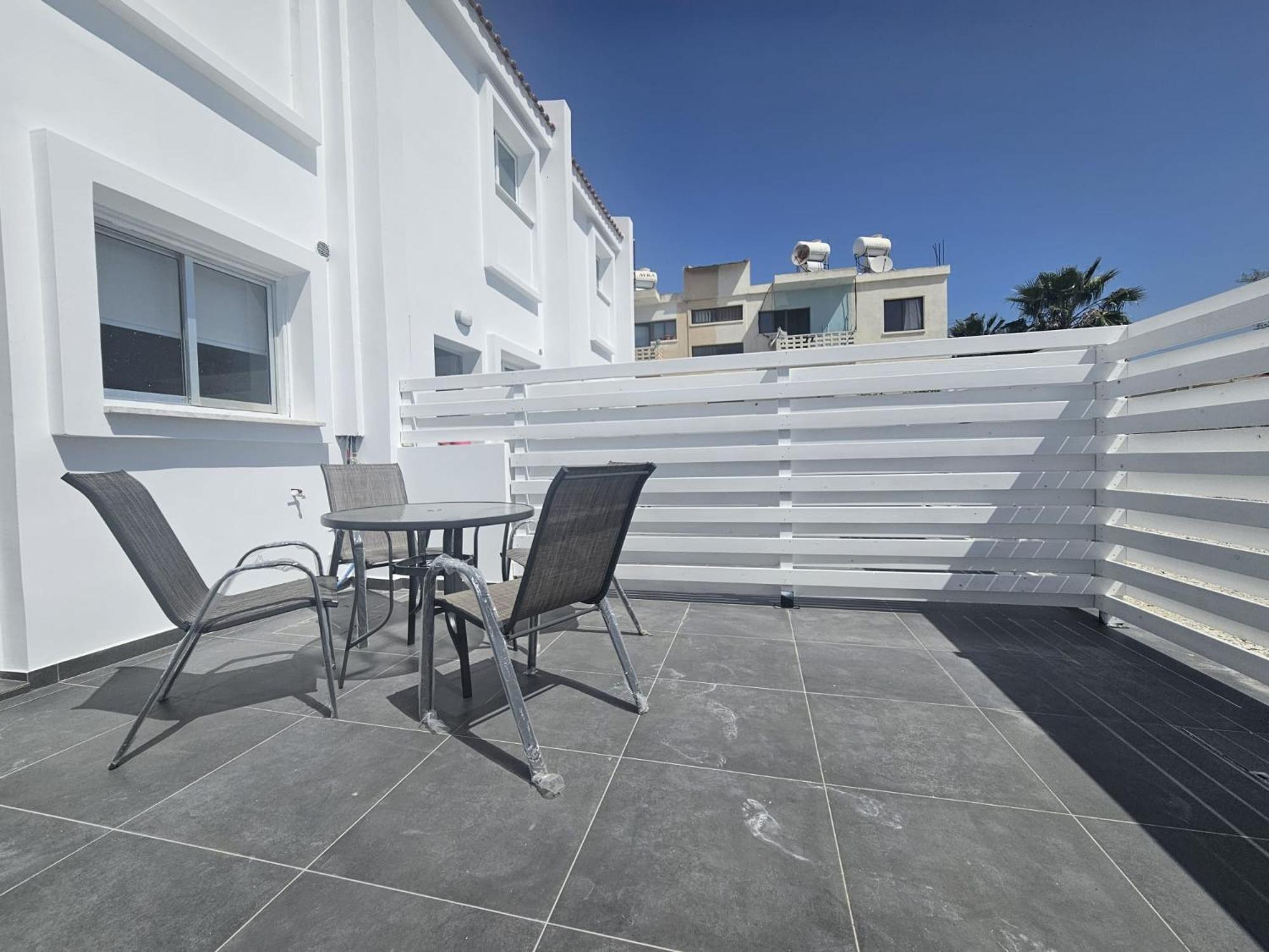 2Bd Garden Apartment Пафос Экстерьер фото